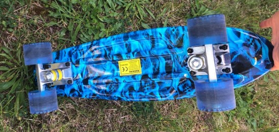 Meketec Skateboards for 8-year-old boy