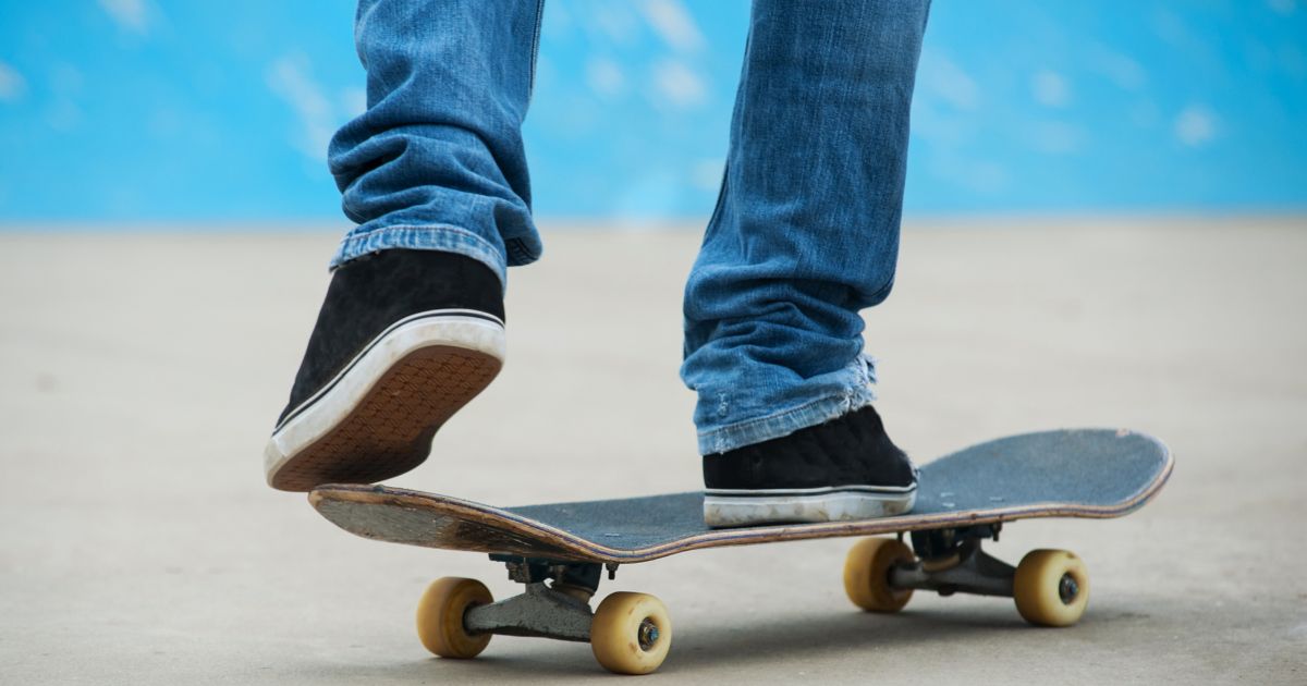 wobbly skateboard